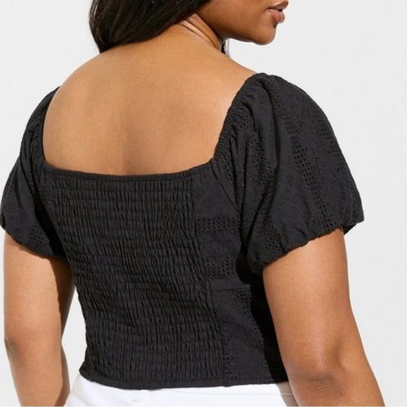 Torrid Women’s Plus Size 2 2X Black Eyelet Cotton Keyhole Off shoulder top - Picture 3 of 13